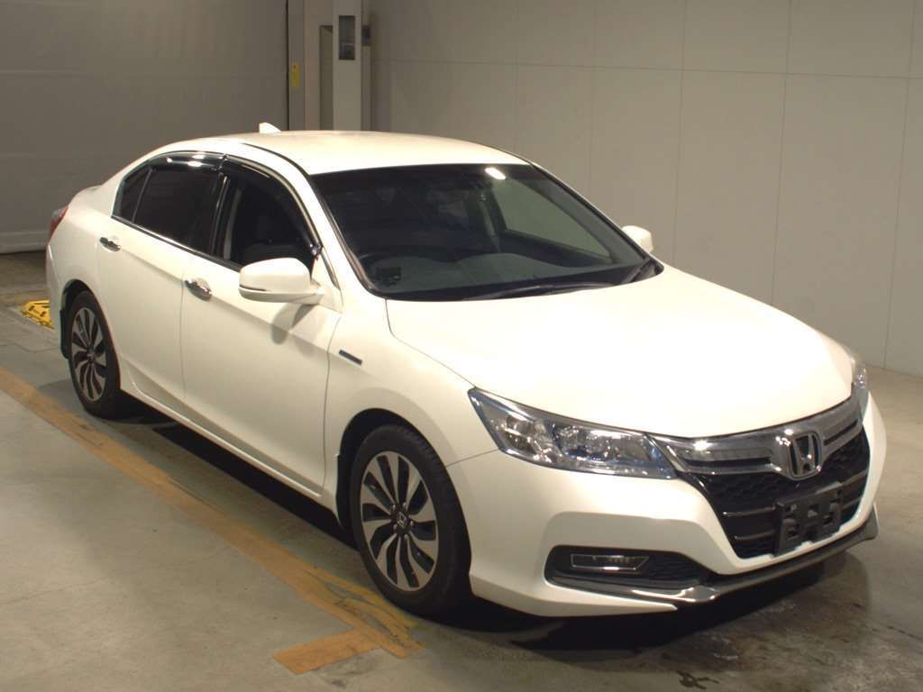 2014 Honda Accord Hybrid CR6[2]