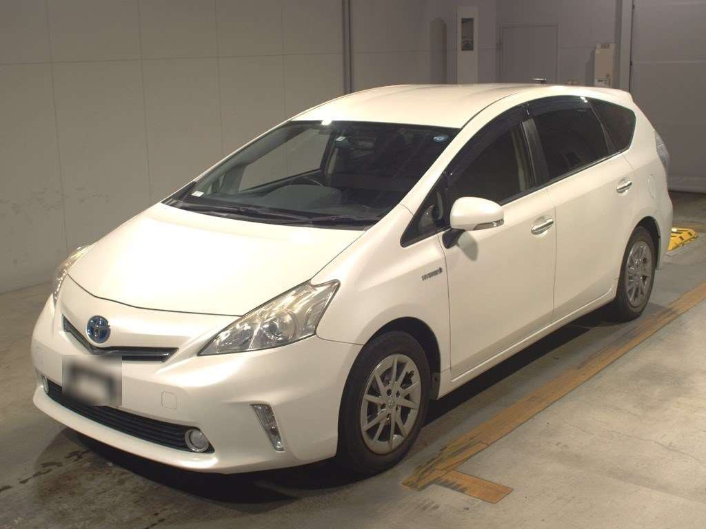 2013 Toyota Prius alpha ZVW40W[0]