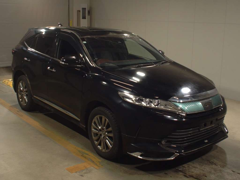 2017 Toyota Harrier ZSU60W[2]