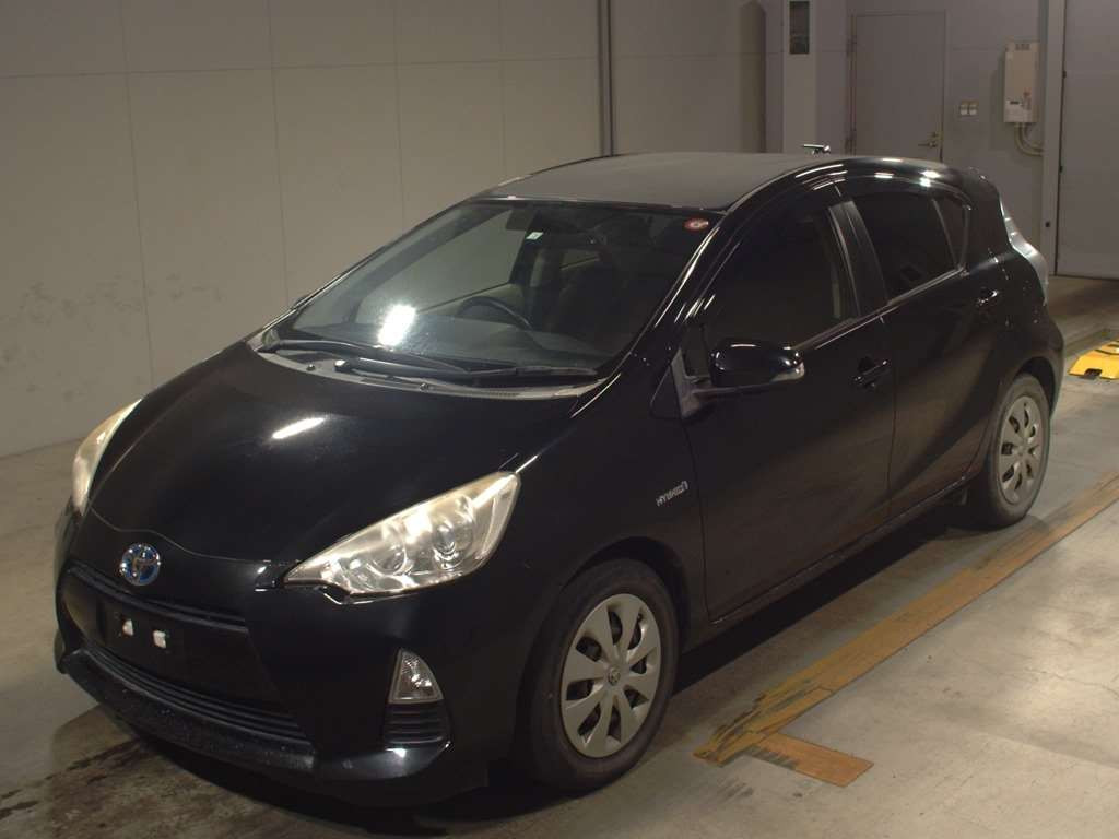 2012 Toyota Aqua NHP10[0]