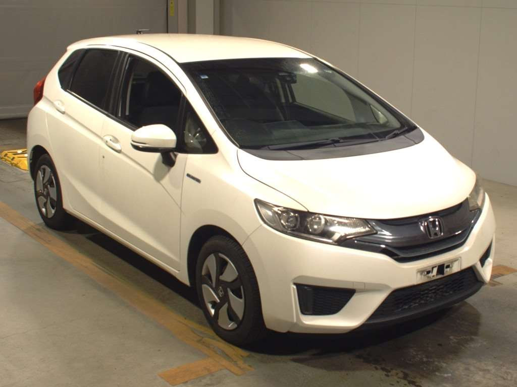 2013 Honda Fit Hybrid GP5[2]