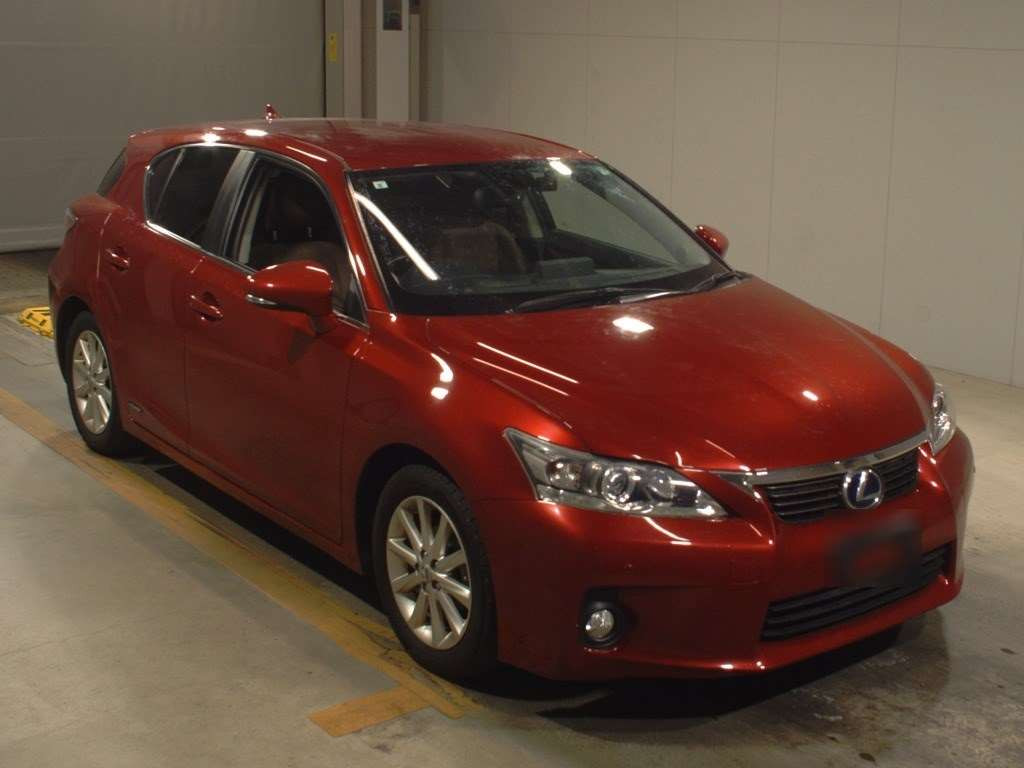 2011 Lexus CT ZWA10[2]