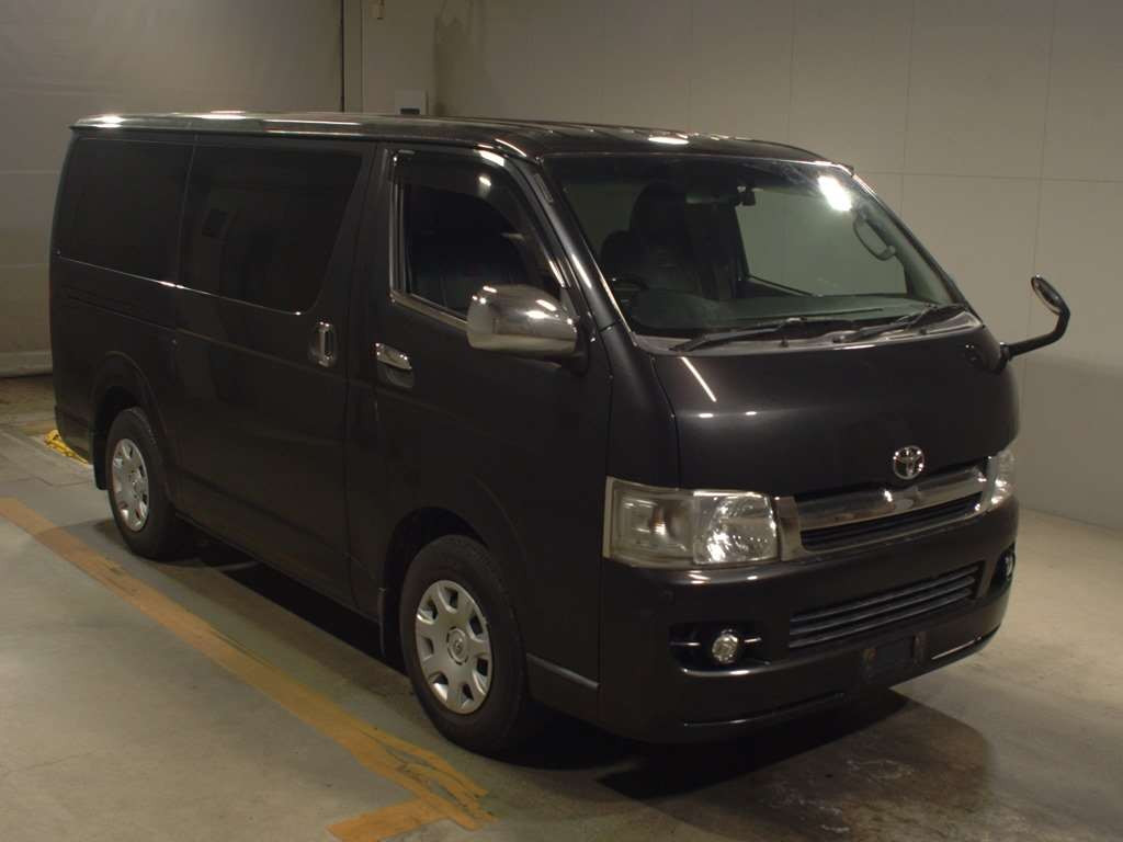 2005 Toyota Hiace Van KDH200V[2]