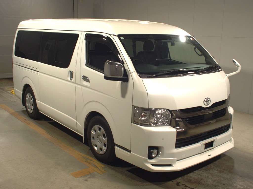 2021 Toyota Hiace Van GDH211K[2]