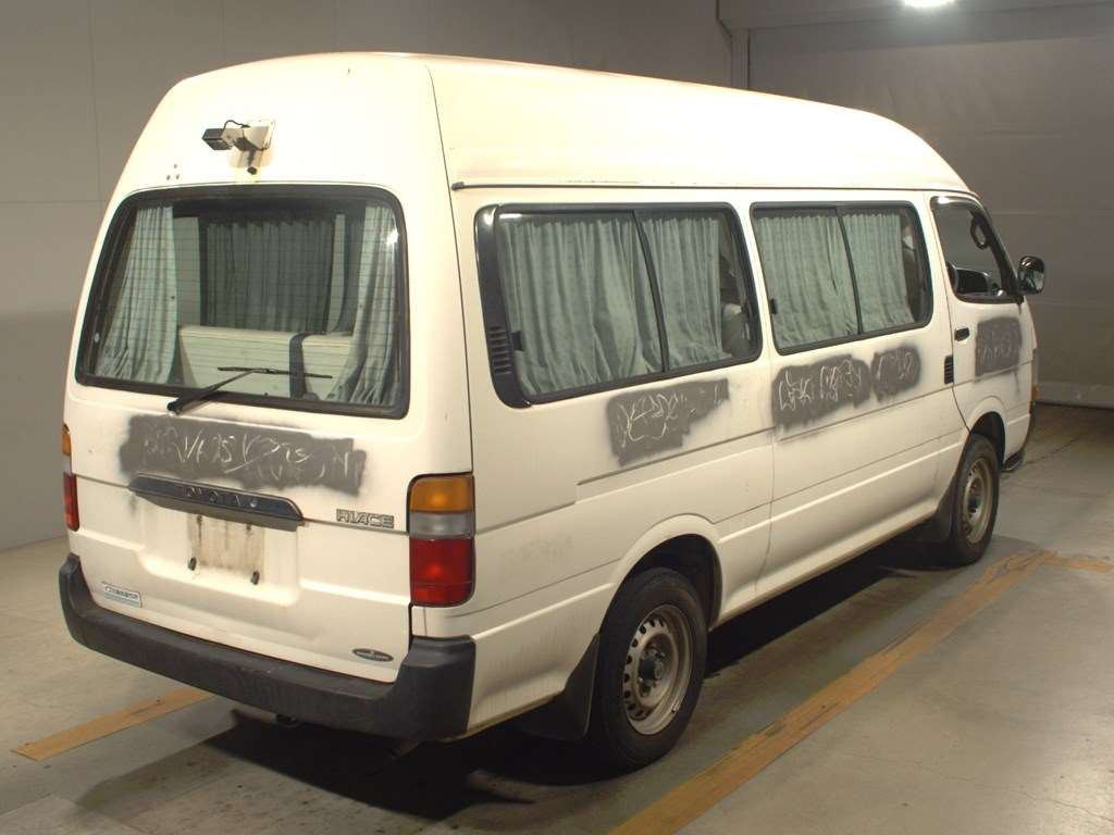 1999 Toyota Hiace Commuter RZH124B[1]