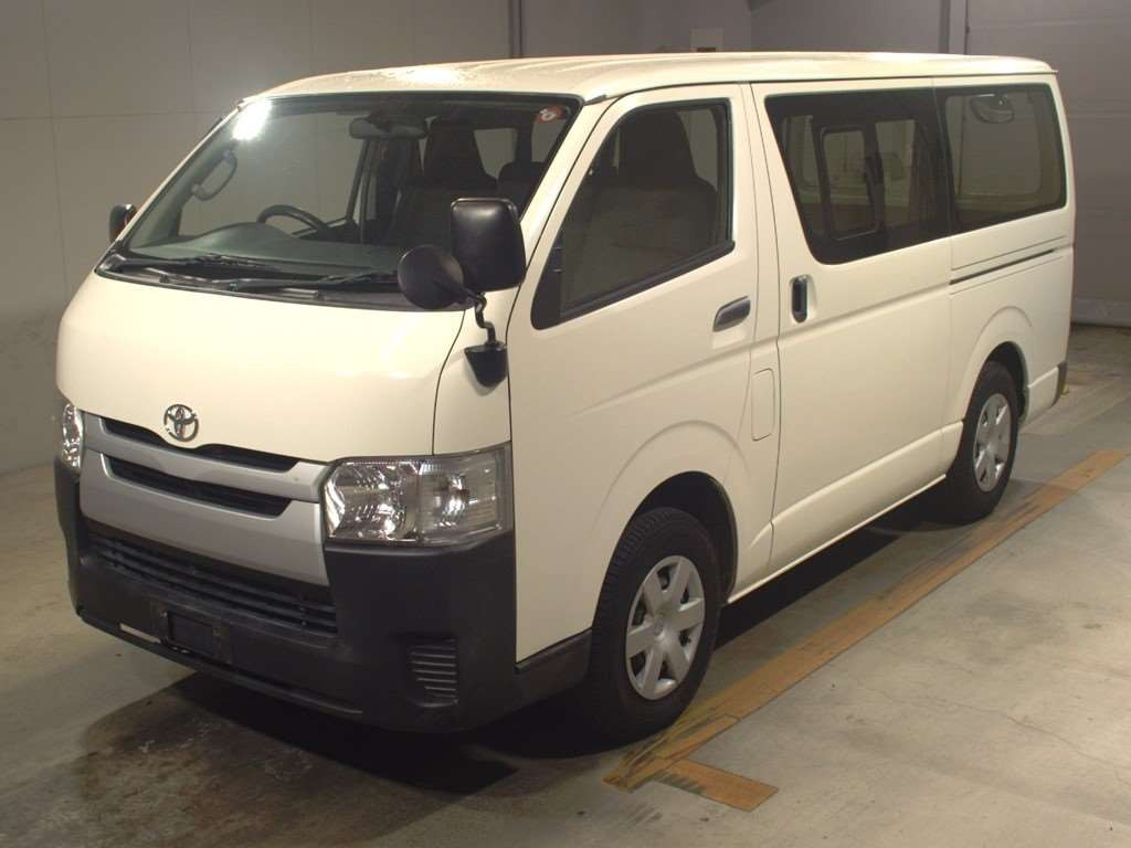 2016 Toyota Hiace Van TRH200V[0]