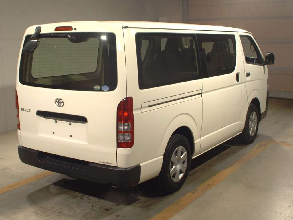 2016 Toyota Hiace Van TRH200V[1]