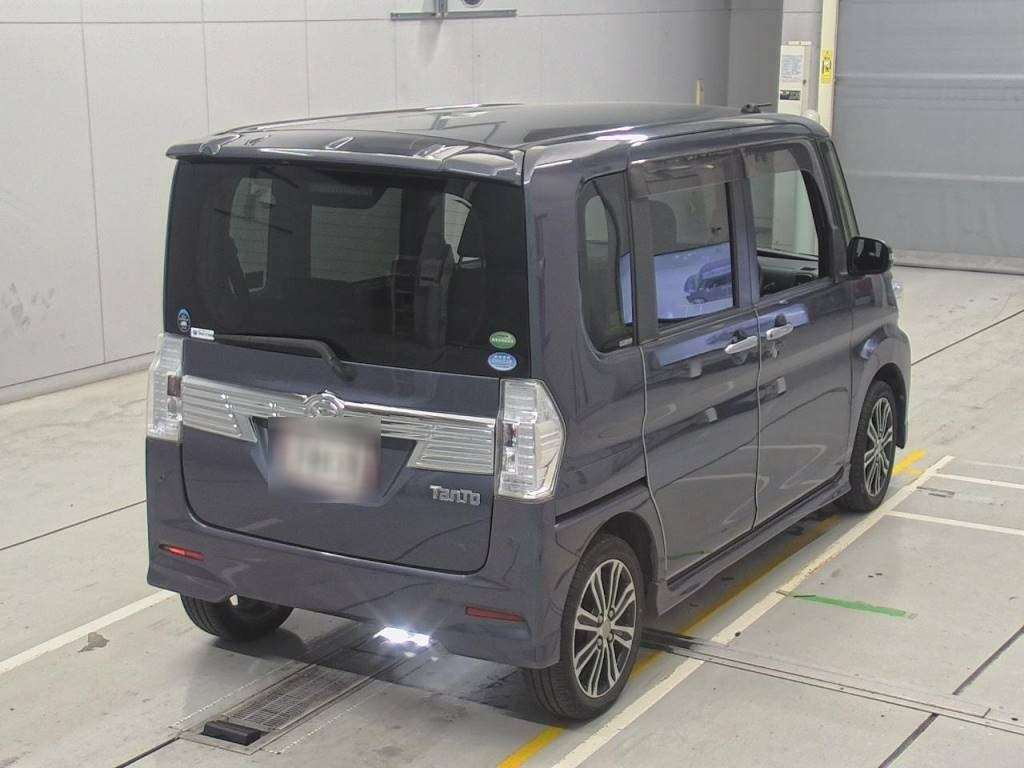 2016 Daihatsu Tanto Custom LA600S[1]