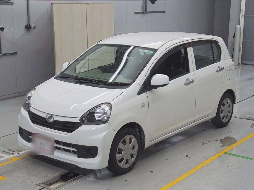 2016 Daihatsu Mira es LA300S[0]