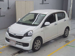 2016 Daihatsu Mira es