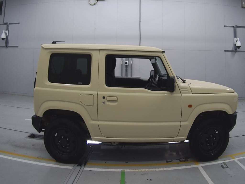 2022 Suzuki Jimny JB64W[2]