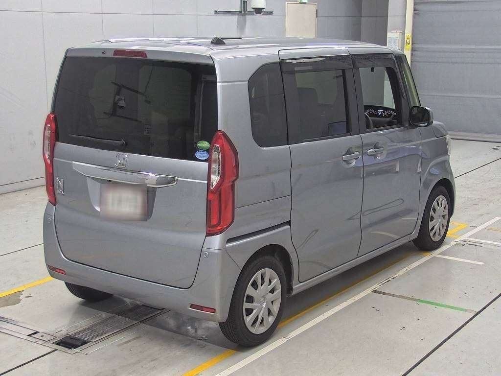 2017 Honda N-BOX JF3[1]