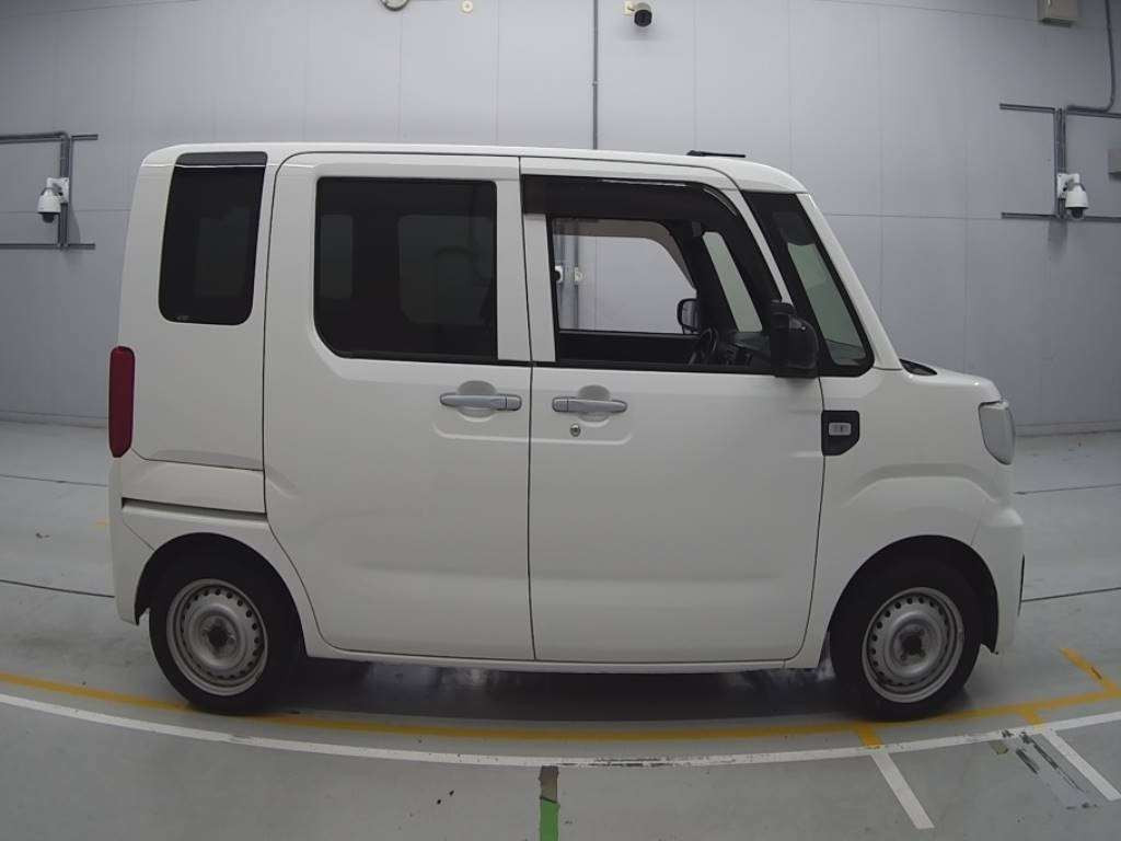 2019 Daihatsu Hijet Caddie LA700V[2]