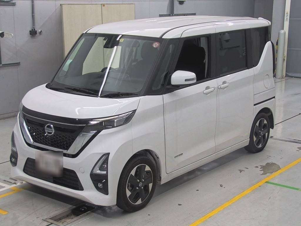 2022 Nissan Roox B44A[0]