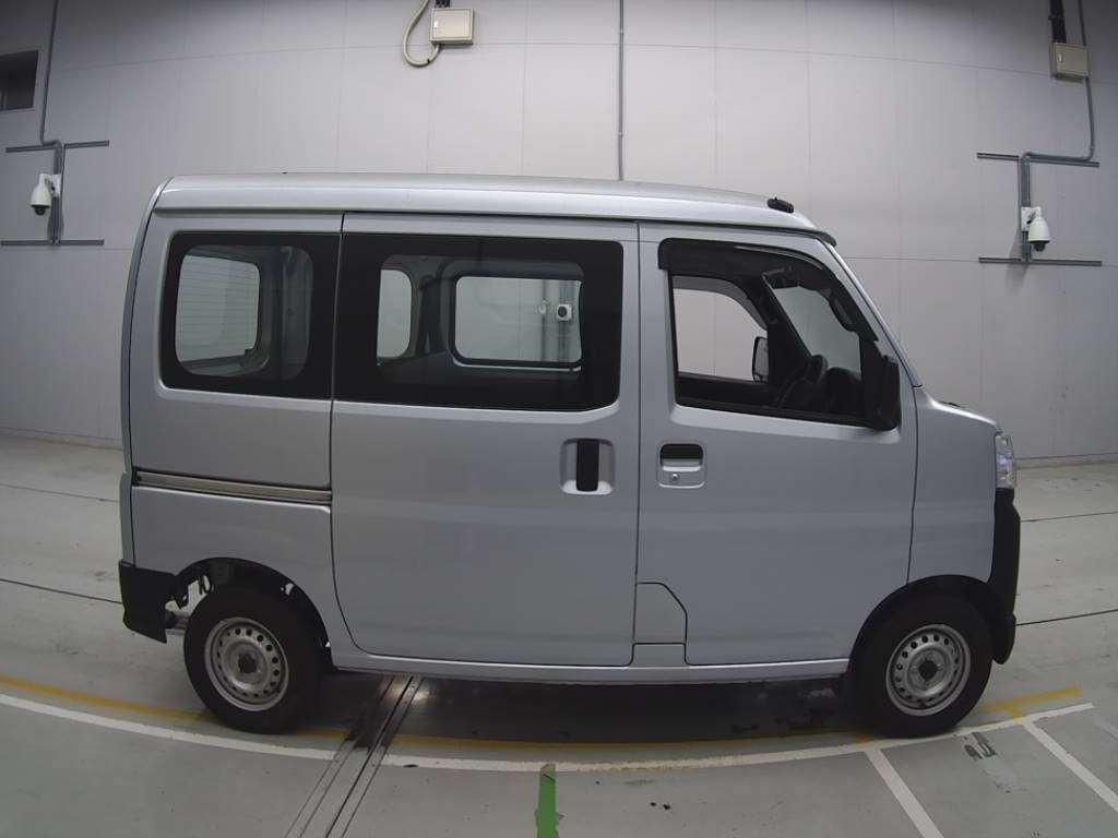 2023 Daihatsu Hijet Cargo S710V[2]