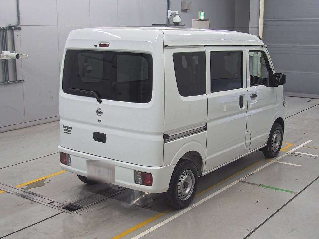 2023 Nissan NV100 Clipper DR17V[1]