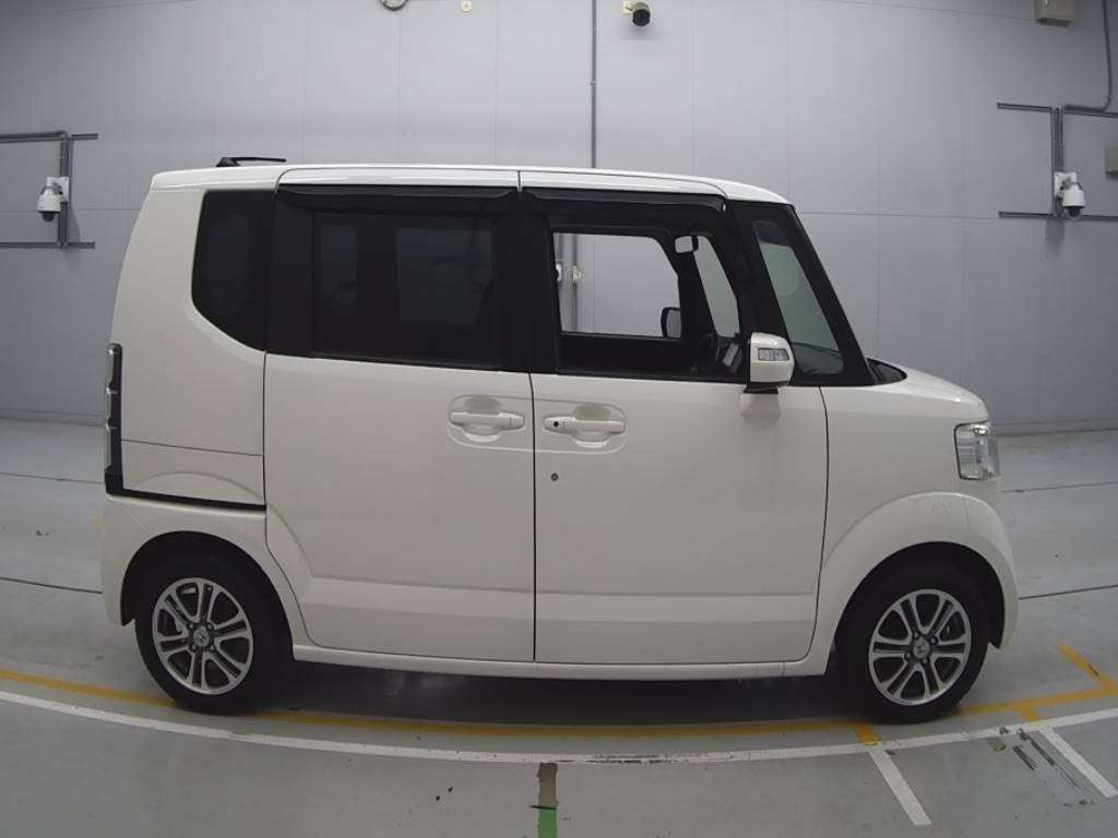 2014 Honda N-BOX JF1[2]