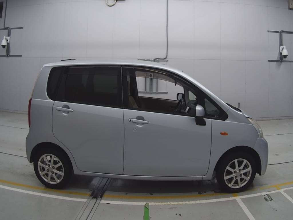 2012 Daihatsu Move LA100S[2]