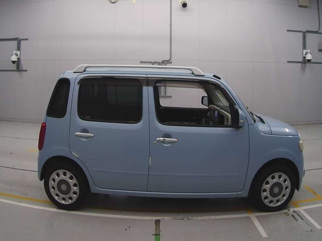 2009 Daihatsu Mira Cocoa L675S[2]