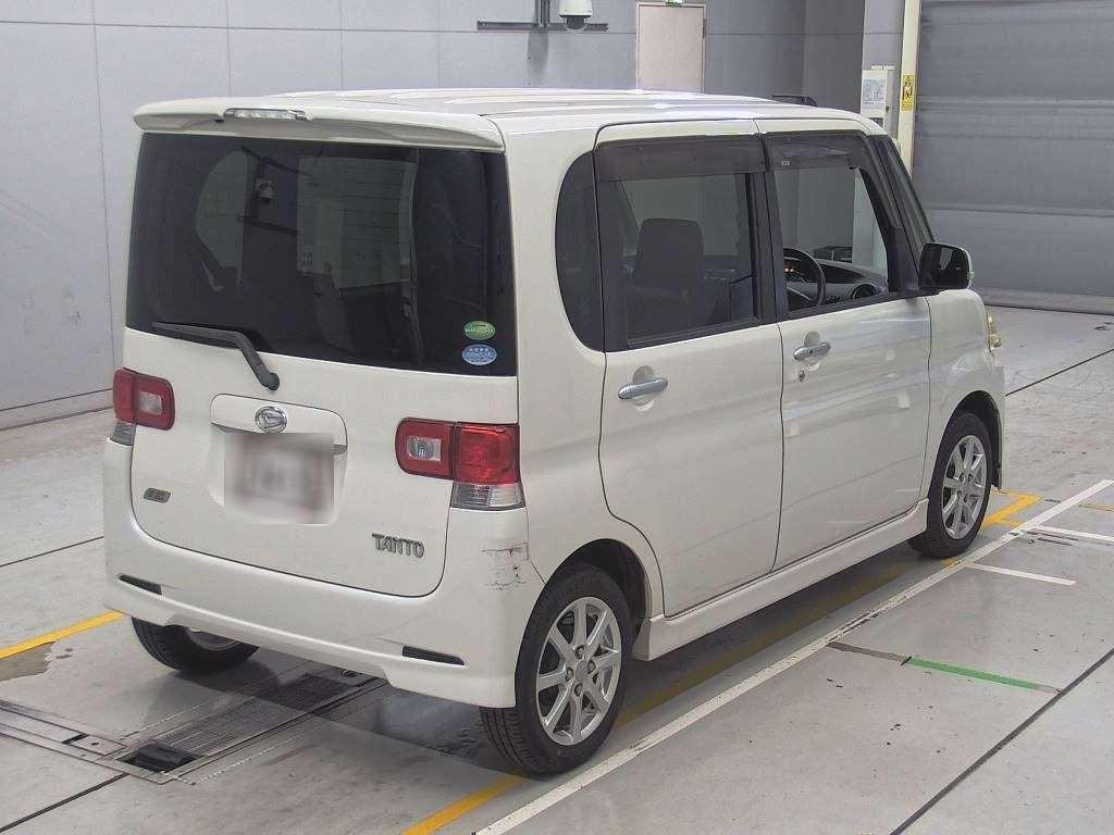 2013 Daihatsu Tanto L375S[1]