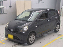 2011 Daihatsu Mira es