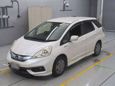 2013 Honda Fit Shuttle Hybrid