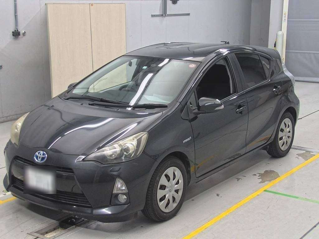 2012 Toyota Aqua NHP10[0]