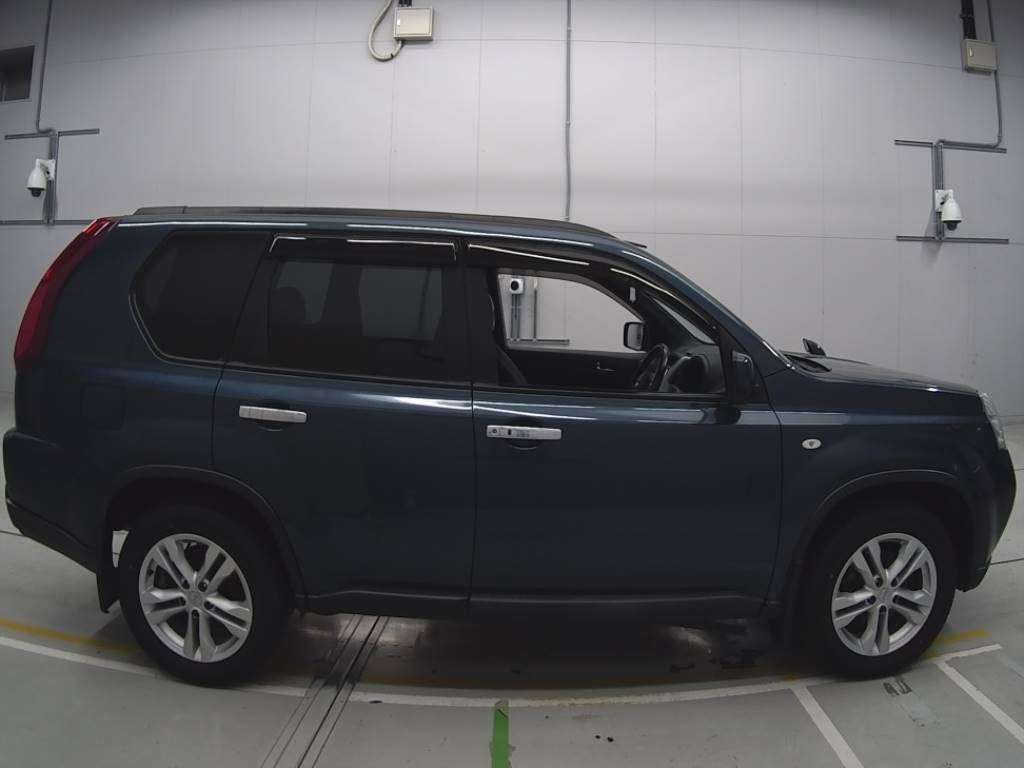 2011 Nissan X-Trail NT31[2]