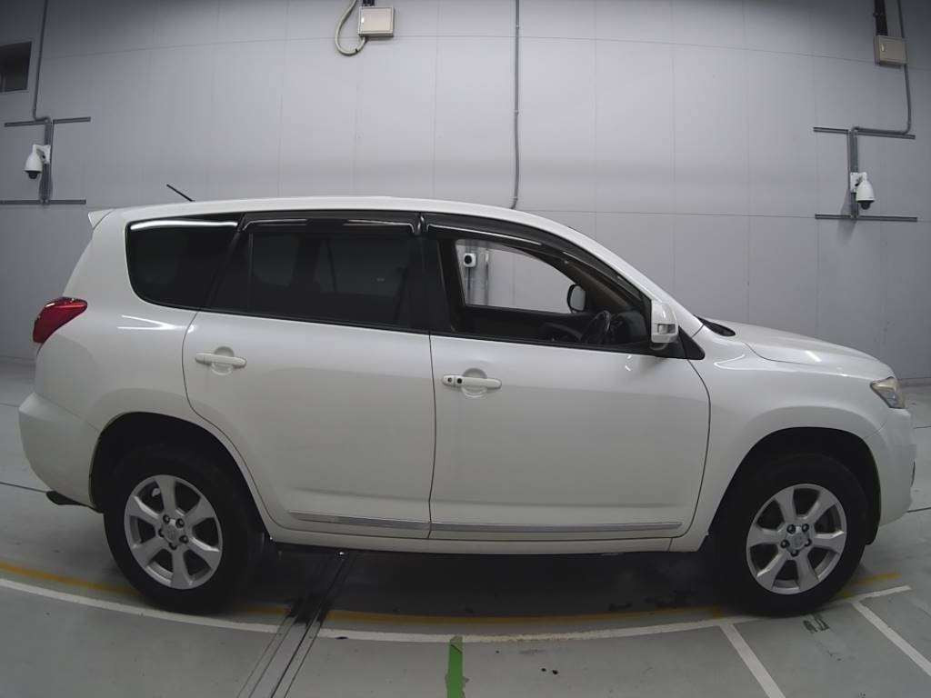 2010 Toyota Vanguard ACA38W[2]