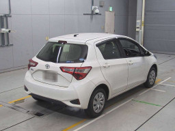 2017 Toyota Vitz