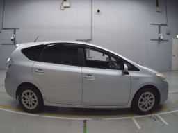 2011 Toyota Prius alpha