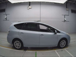 2013 Toyota Prius alpha