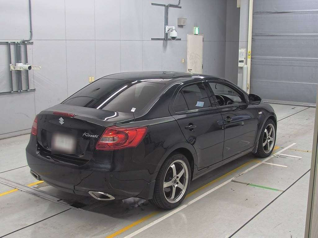 2011 Suzuki Kizashi RF91S[1]