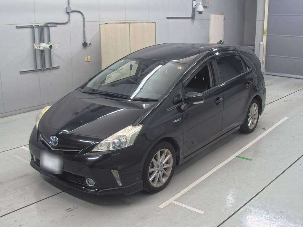 2012 Toyota Prius alpha ZVW41W[0]