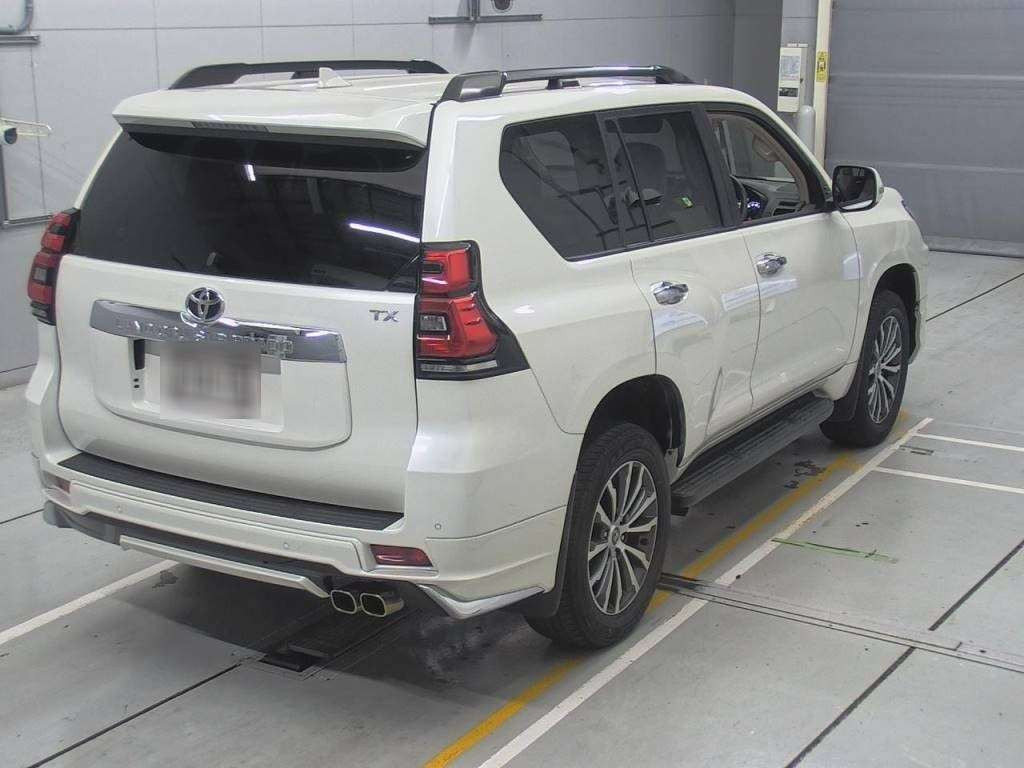 2021 Toyota Land Cruiser Prado TRJ150W[1]