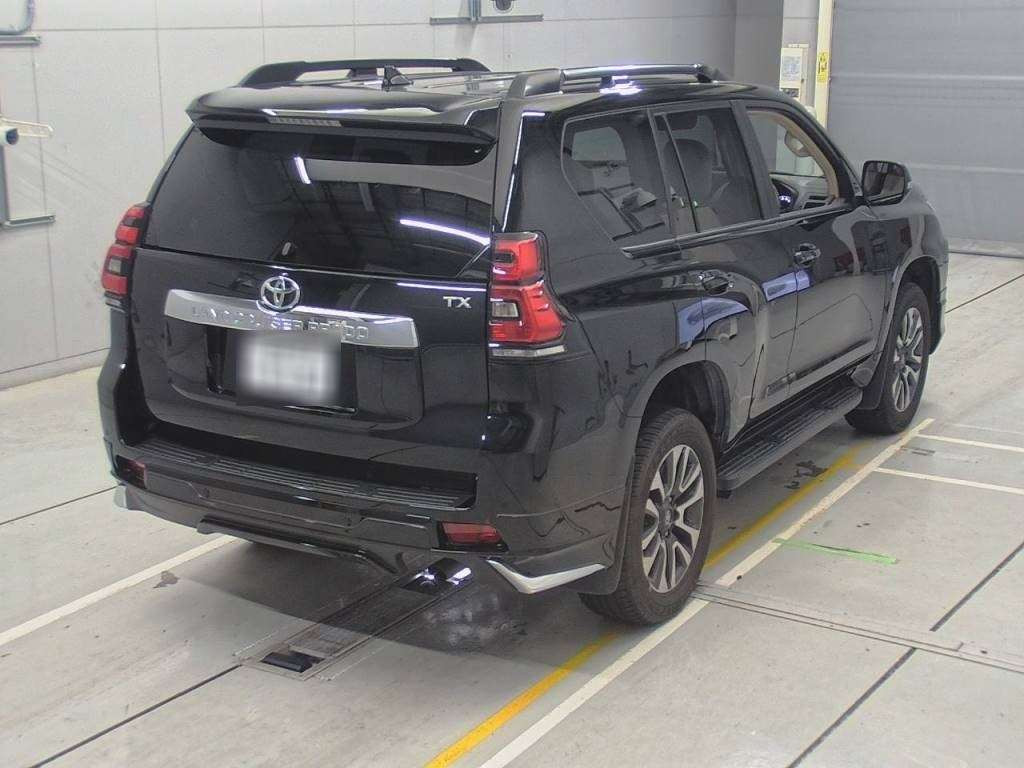 2023 Toyota Land Cruiser Prado TRJ150W[1]