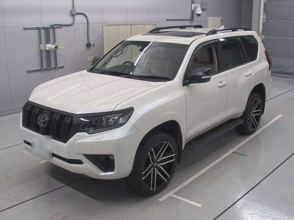 2022 Toyota Land Cruiser Prado TRJ150W[0]