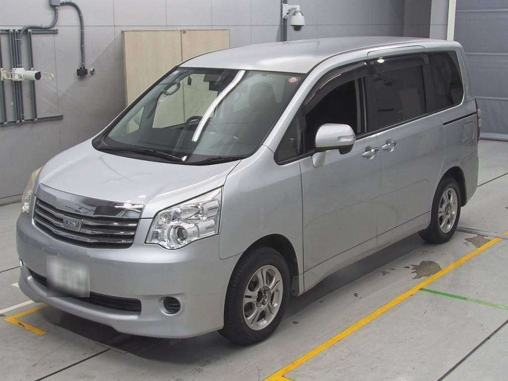 2012 Toyota Noah ZRR70G[0]