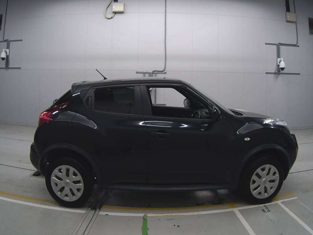 2011 Nissan JUKE YF15[2]