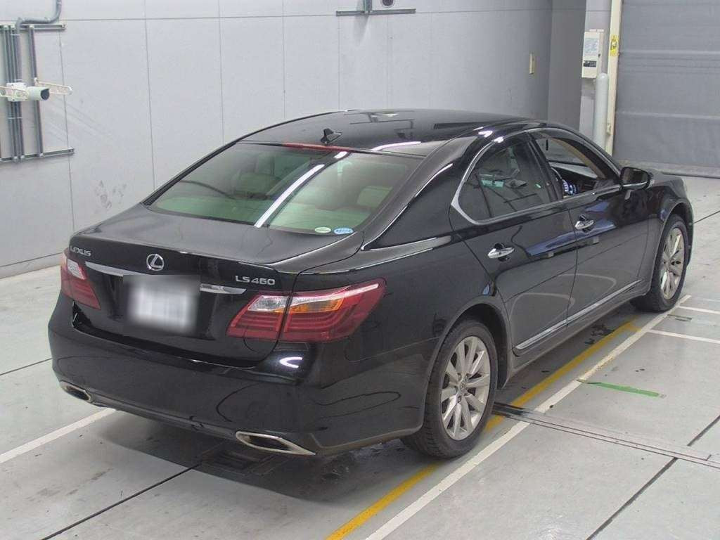 2010 Lexus LS USF40[1]