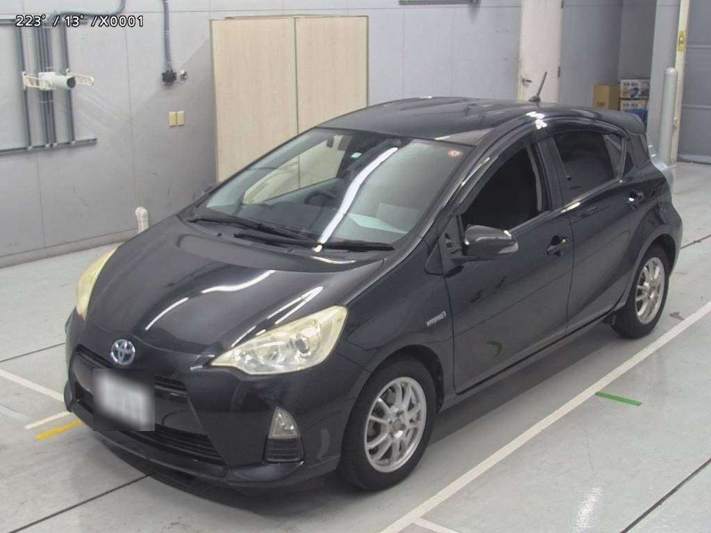 2012 Toyota Aqua NHP10[0]