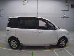 2010 Toyota Sienta