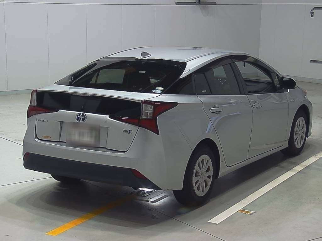 2019 Toyota Prius ZVW51[1]