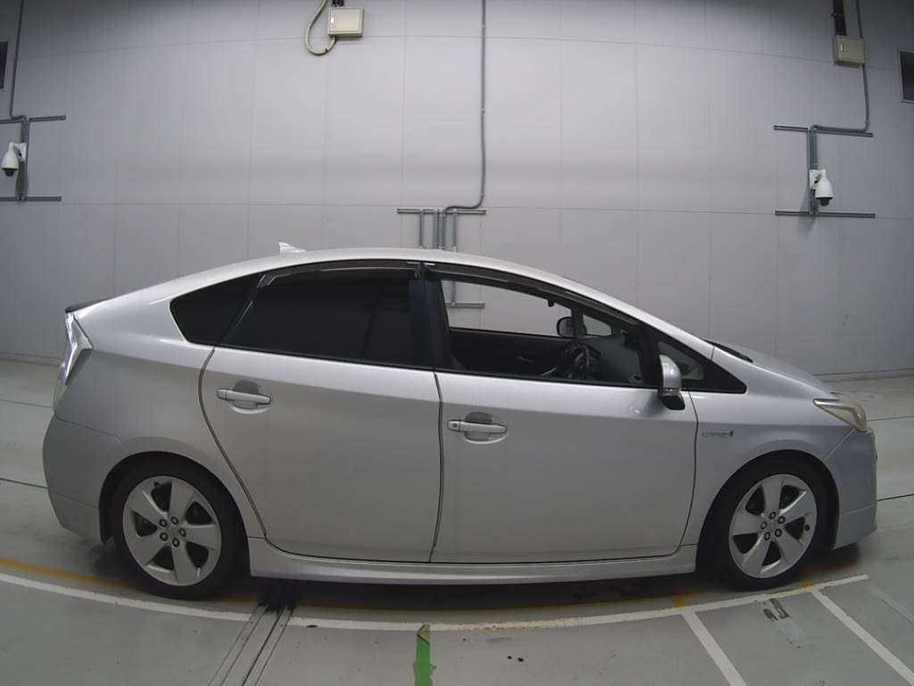 2009 Toyota Prius ZVW30[2]