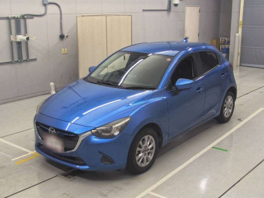 2016 Mazda Demio