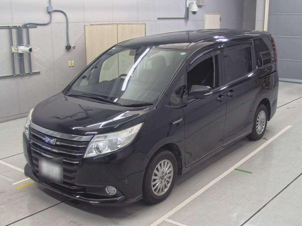 2015 Toyota Noah ZWR80G[0]