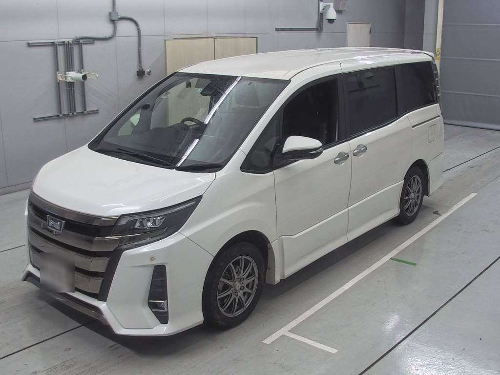 2017 Toyota Noah ZRR80W[0]