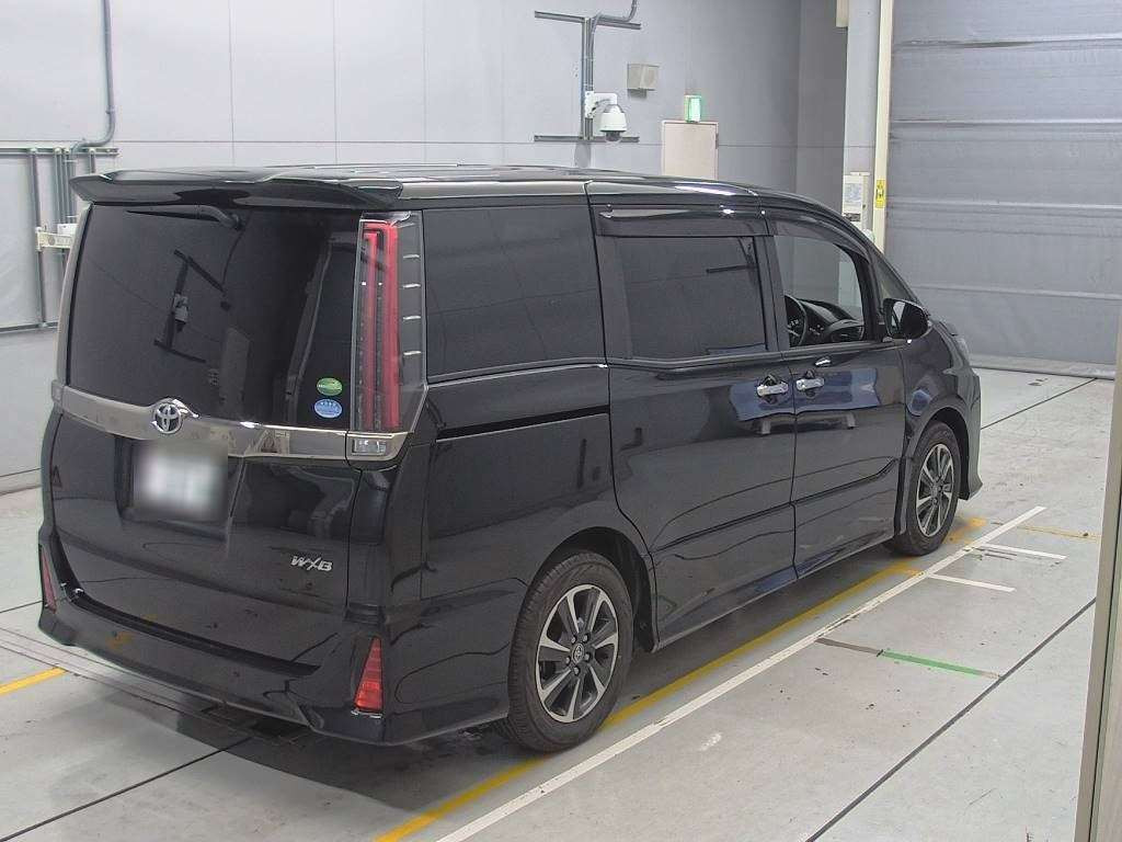 2019 Toyota Noah ZRR80W[1]