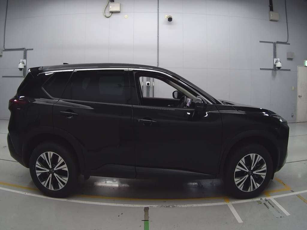 2023 Nissan X-Trail SNT33[2]