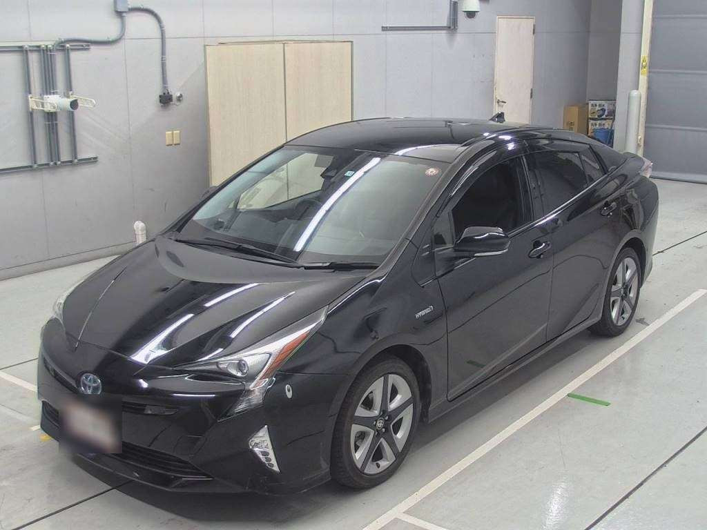 2017 Toyota Prius ZVW51[0]